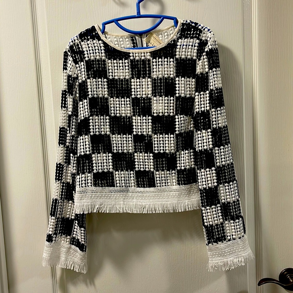 Black & white lace and fringe top - Nicole Miller - Size S - NWT - So chic